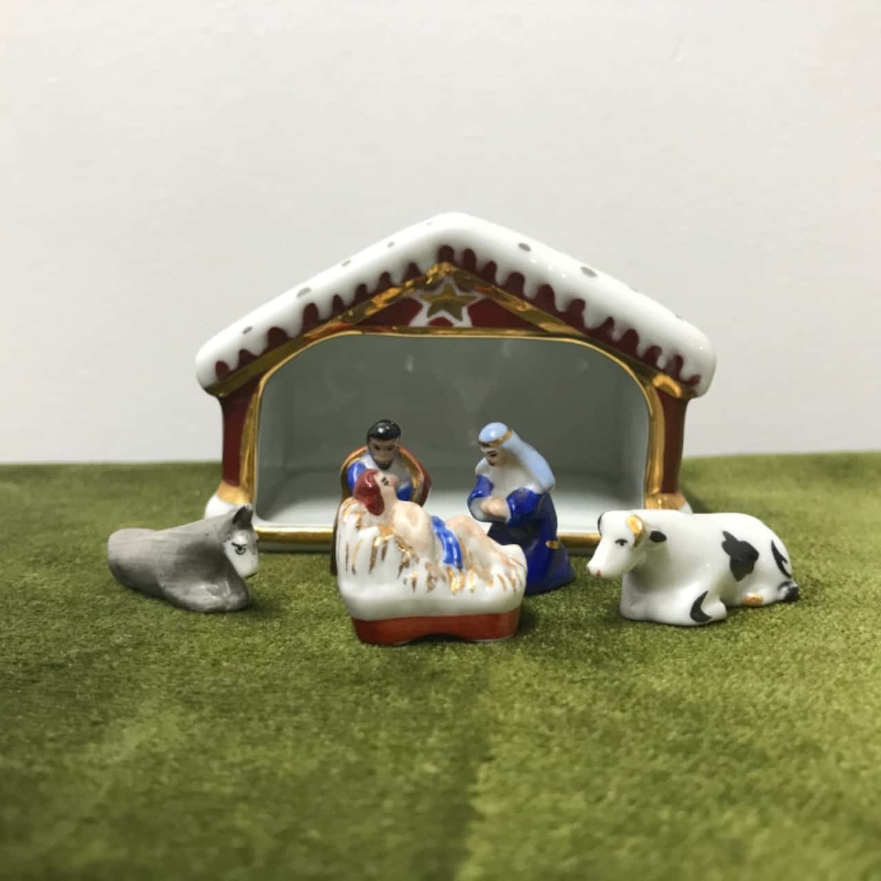 Limoges France Nativity Scene (s)