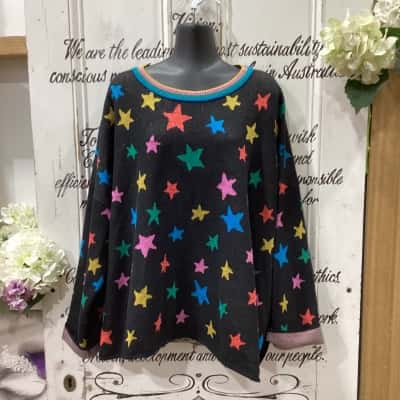 Gorman Brand! EYE CATCHING MULTICOLOURED STAR PATTERNED CREWNECK JUMPER! Womens  Size 20 Crew Neck Jumper / Jumper Black  / Multicoloured / Pattern 