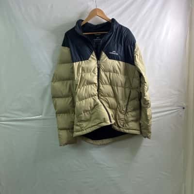 Kathmandu Mens Size XL 600 Power Puffer Beige / Black  