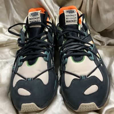 Puma Mens  Size 10 Sneakers Black  / Cream / Orange 
