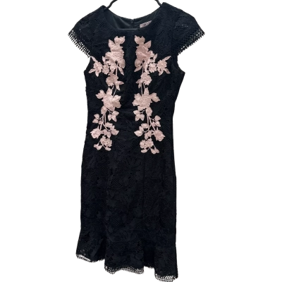 Review Womens  Size 8 Black Floral Dress 