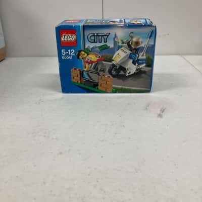LEGO City Crook Pursuit #60041 (Retired Set)