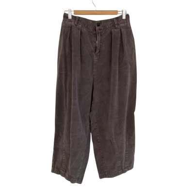 FunkyFun Womens  Size XL Cropped Pants / High Waisted Pants Grey 