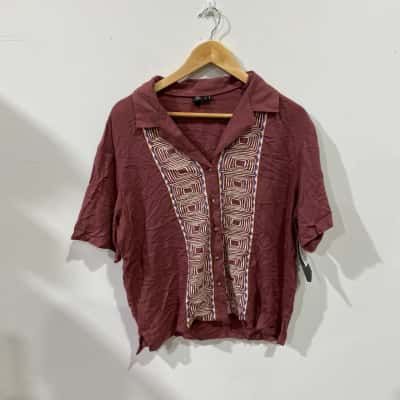 Volcom Womens  Size 12 Red RRP $80.00