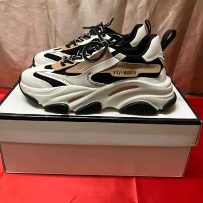 Steve Madden Possession women’s  Size 7 Sneakers shoes