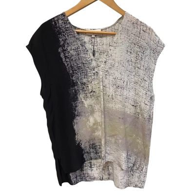 BNWT Sportscraft Size 12 100% Silk Top