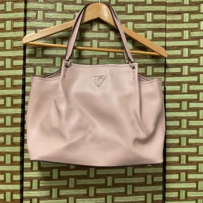 Guess Women's Handbag Shoulder Bag Tote Pink Ladies Birthday Present Gift Christmas Mother Party Daywear 