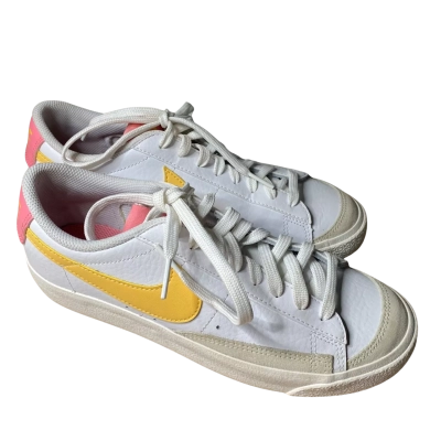 Nike Blazer Sneakers Size EUR 40