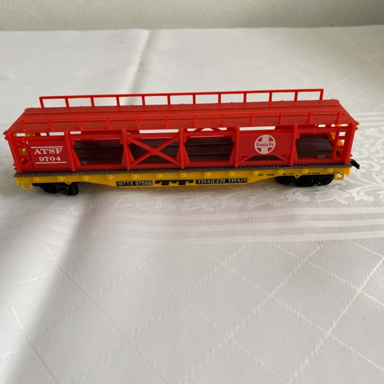 Life Like MTTX 97566 ATSF 9704 Santa Fe Railroad Trailer Train Car ...