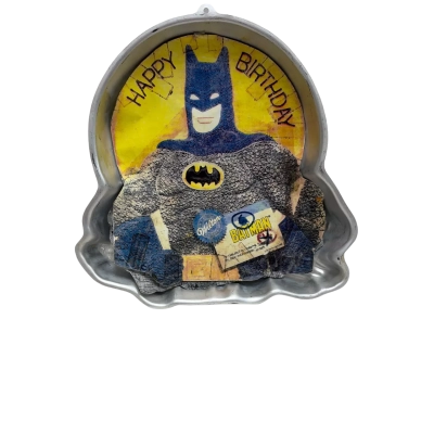 Vintage 1989 Winton “Batman” birthday cake tin