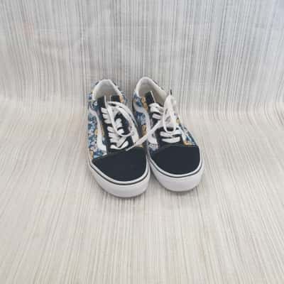 Vans off the Wall/ Gorgeous Fabric /Navy Blue & White Floral Sneakers Size 39 - Brand New 