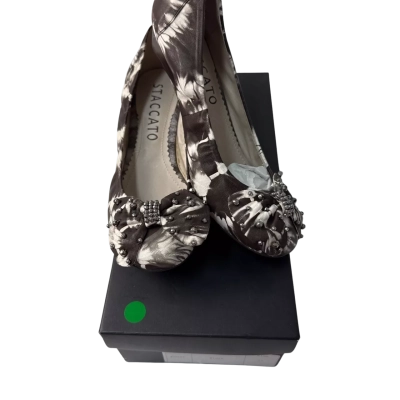 BNWT Staccato Womens  Size 37 Beige / Brown 