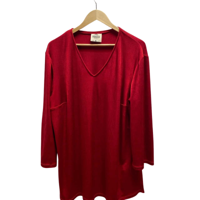 Hunter Womens Size 22 Red Top