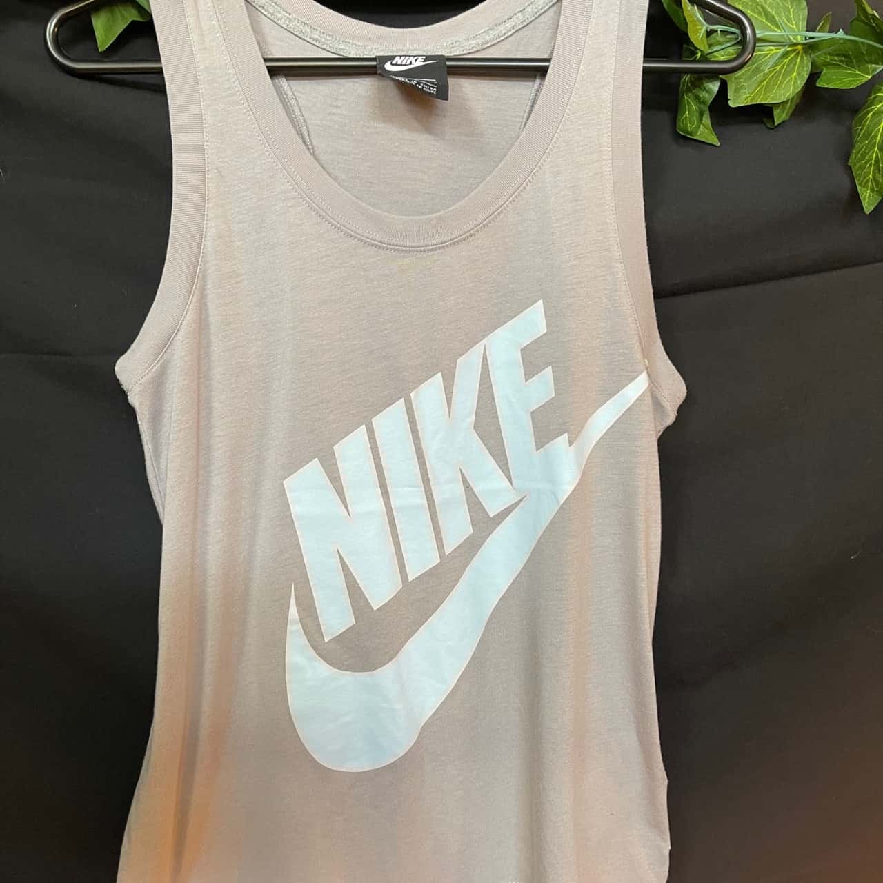 womens nike grey top