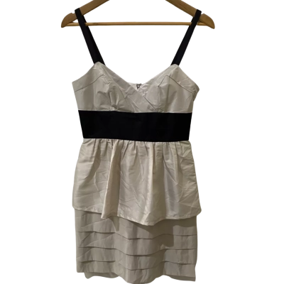 Grace & Hart Womens  Size 8 Mini Dress Silver 