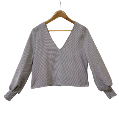  New Romantics Womens  Size 8 Long Sleeve Houndstooth Shirt