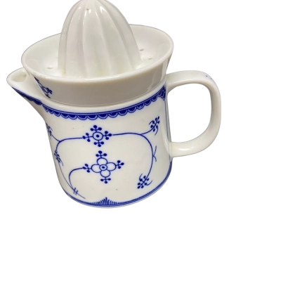 Japanese Blue and White Porcelain Citrus Juicer