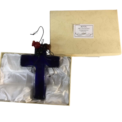 Royal Art Collection Hand Made and Painted Murano Glass Cross 