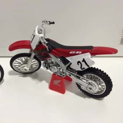 Motorcycle 1:12 die-cast models