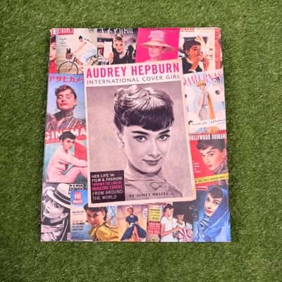  Audrey Hepburn: International Cover Girl by Scott Brizel