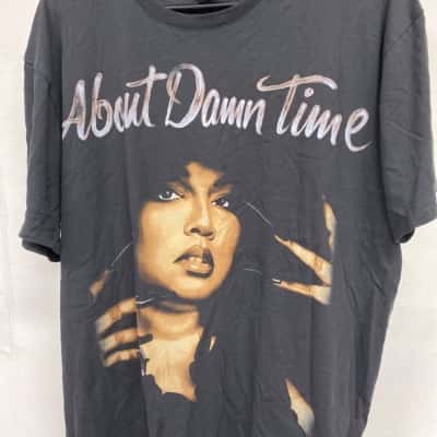 Lizzo Womens  Size L T-shirts Black  