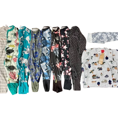 Bonds Baby Bundle Size 3-6 months/ 00
