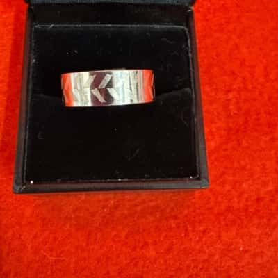 Unisex Stainless Steel Band Ring featuring a Pattern Design
