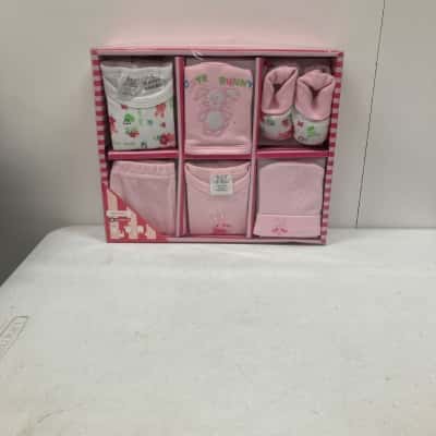 BQT Baby 6PCE Layette Set Size 0-6 Months