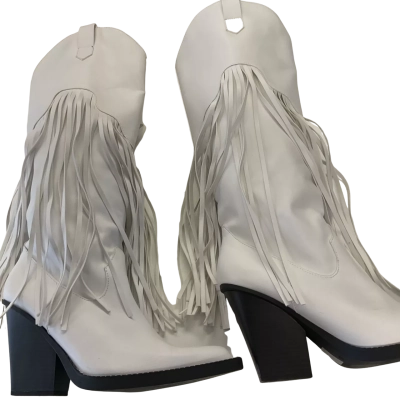 Pretty Little Thing Womens  Size 39 Boots White 