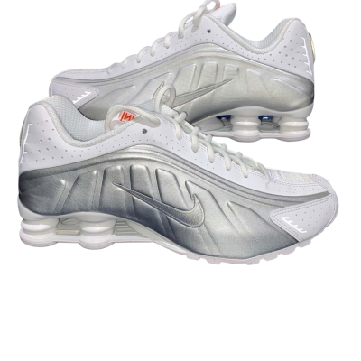 NIKE SHOX Sneakers Mens US Size 10 Silver and White HQ1988-101