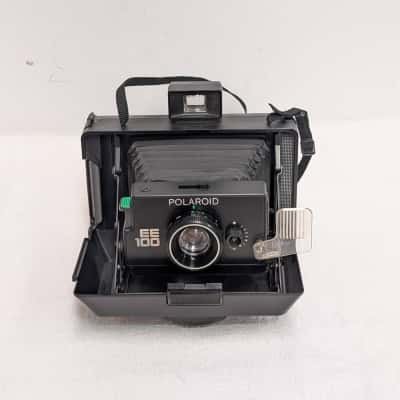 Polaroid EE100 Land Camera
