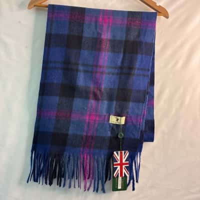 House of tweed Womens  Size One Size Scarf Pattern 