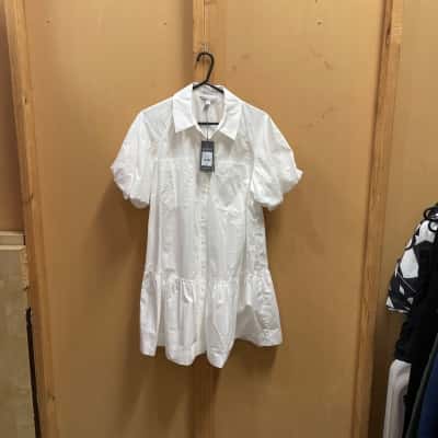 Country Road Womens  Size 10 White 