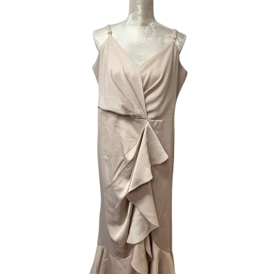 City Chic Womens  Size M / Formal Dress / Sleeveless Dress  Beige / Champagne / Cream 