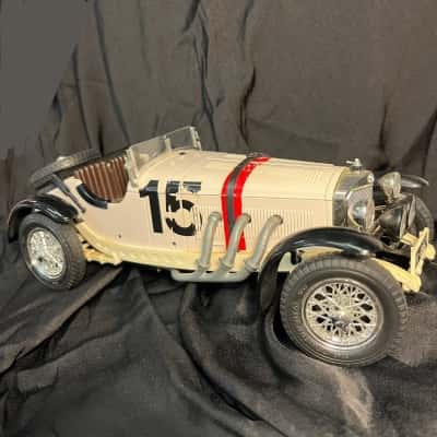 Durago 1/18 1931 Mercedes Benz