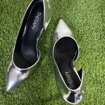 Therapy Womens  Size 9 Heels Silver 