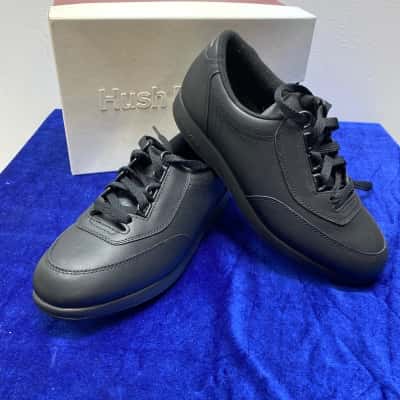 Hush Puppies Womens  Size 7.5 Black Shoes