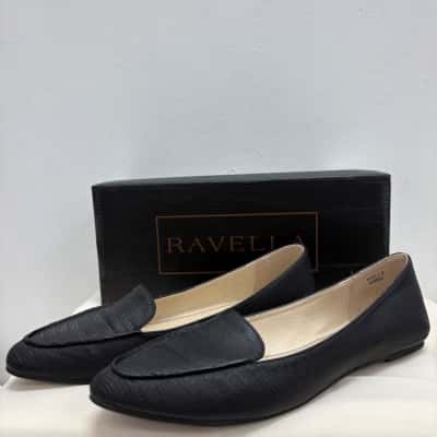  Womens Flats Size 9