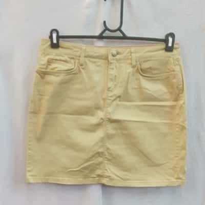 Tommy Hilfiger Womens  Size 8 Mini Skirt Beige 
