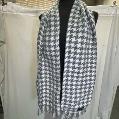 JOHN BRANIGAN One Size Scarf Grey / White 