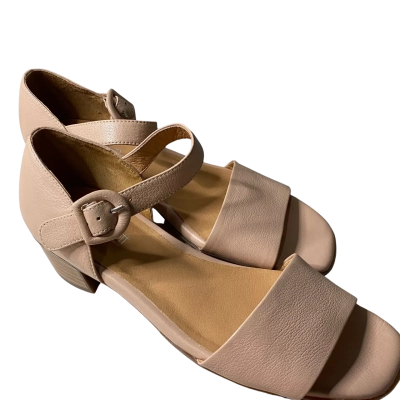 Supersoft By Diana Ferrari Nude Block Heels Size 39