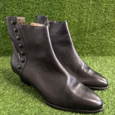Catleia Black Ankle Boots Size 7.5