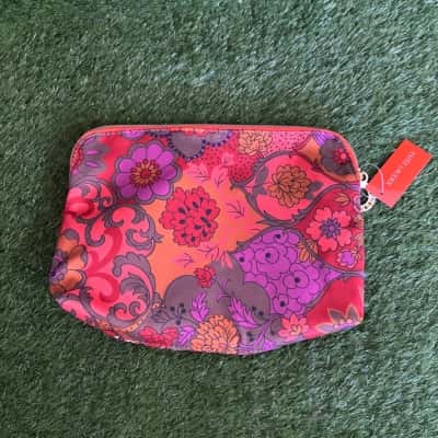 Estée Lauder Red Cosmetics Bag (New)