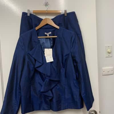 BJC  Womens  Skirt and Jacket  Size 18 Blue 