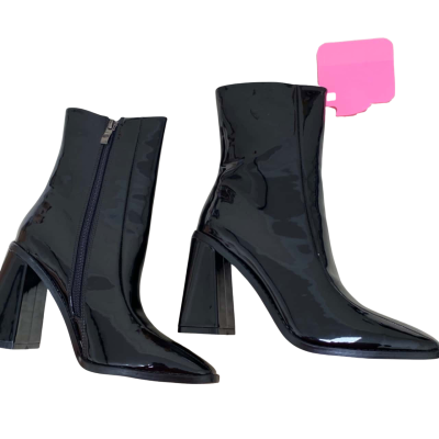  Basics Womens  Size 4 Black  
