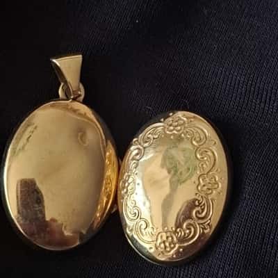 Vintage Womens Pendant 9ct Gold