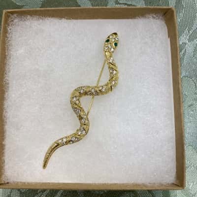  Womens Gold Tone Snake Brooch