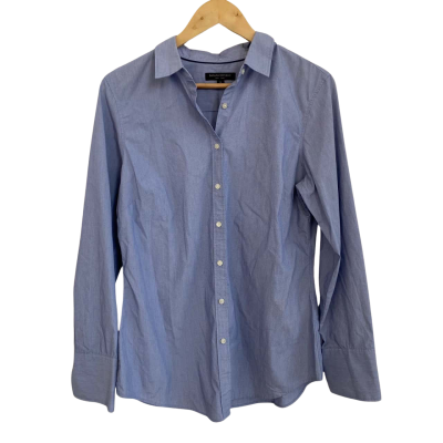 Banana Republic Womens  Size 12 Button Up Top / Long Sleeve Top / Workwear Top Blue / White 