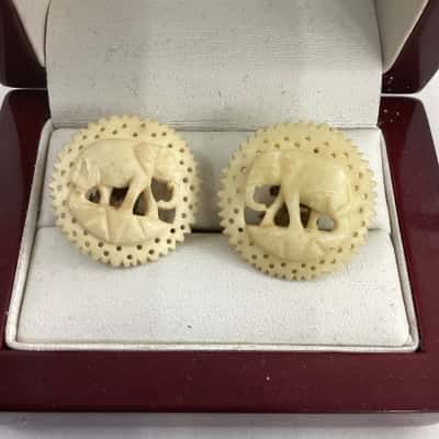  Womens Vintage Bone Carved Elephant Clip On Earrings 