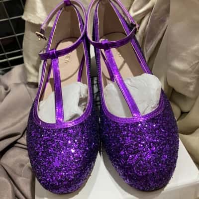 Review Womens  Size 38 Sequins Flats Purple 